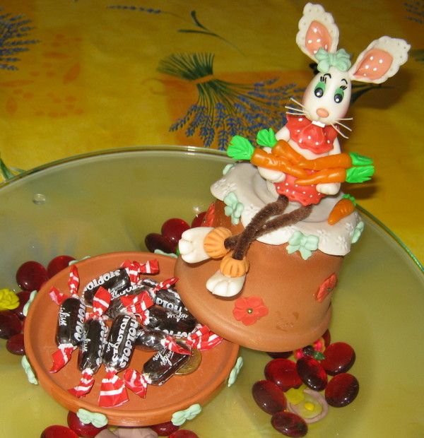 BONBONNIERE, CACHE-TRESOR et POT de SUCRE